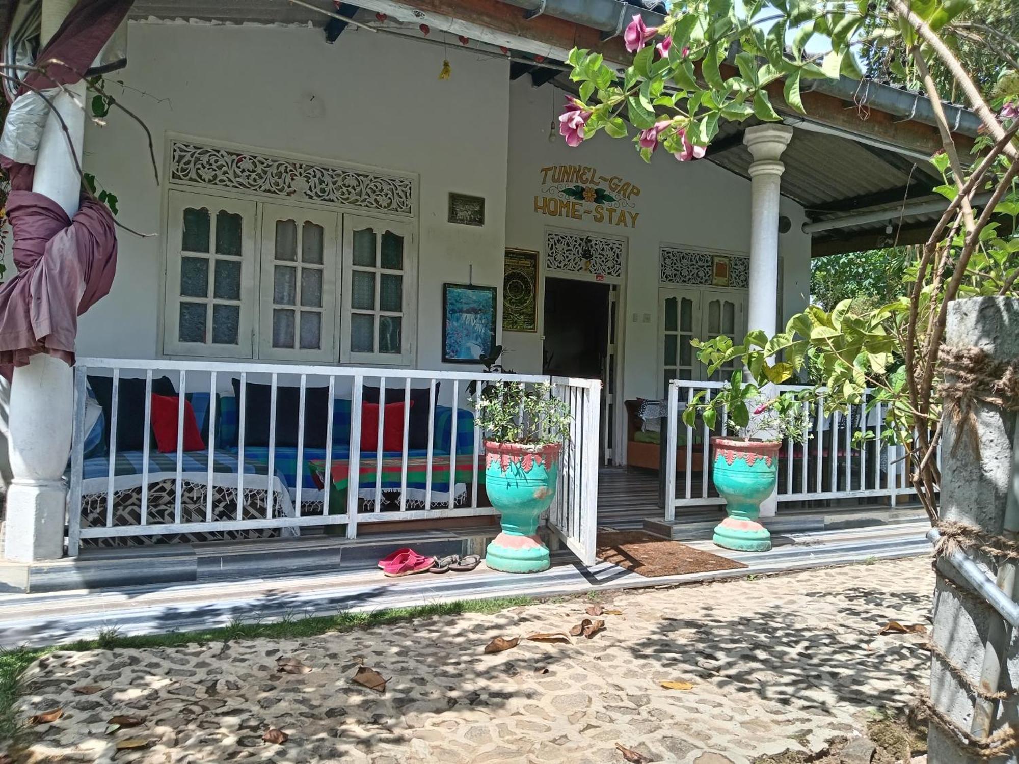 Tunnel Gap Homestay Ella Exterior foto